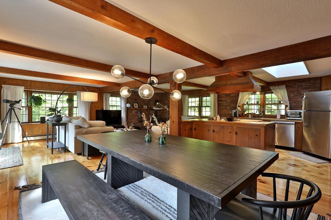 Forest Mountain Escape- Beautiful Mountaintop Escape In Mendon, Vt, 20 Min To Killington 14 To Pico, Home ภายนอก รูปภาพ