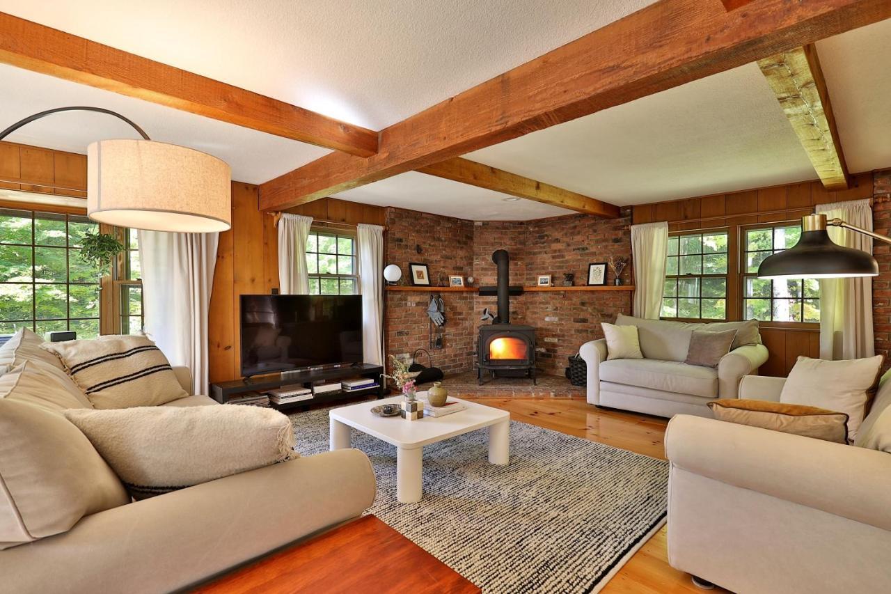 Forest Mountain Escape- Beautiful Mountaintop Escape In Mendon, Vt, 20 Min To Killington 14 To Pico, Home ภายนอก รูปภาพ